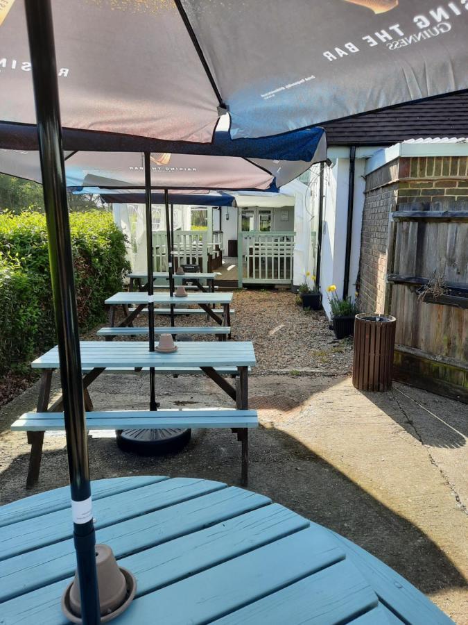 The Roebuck Inn Southampton Exterior foto
